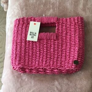 Billabong straw clutch purse